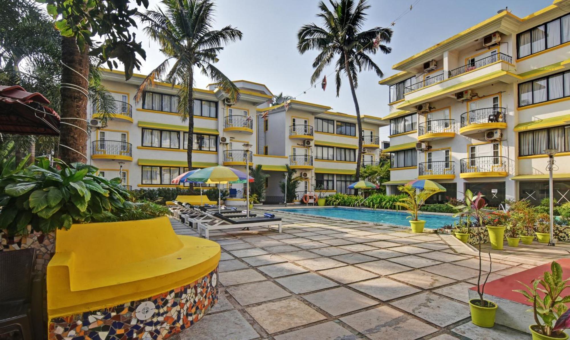 Santa Monica Resort - Калангут Экстерьер фото